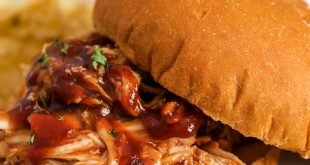 Crock Pot BBQ Chicken {Easy Sandwiches}