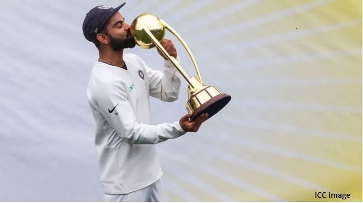 Virat-Kohli-with-the-Border-Gavaskar-Trophy-that-India-have-held-since-2017